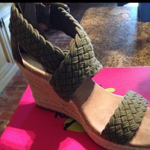 Ladies shoes  only worn a couple times